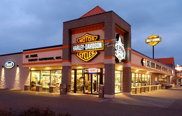 Встретились два двухцилиндровых: Harley-Davidson может купить марку Ducati?