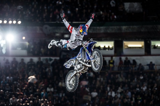 Red Bull X-Fighters: Мадрид ждет мотокорриду