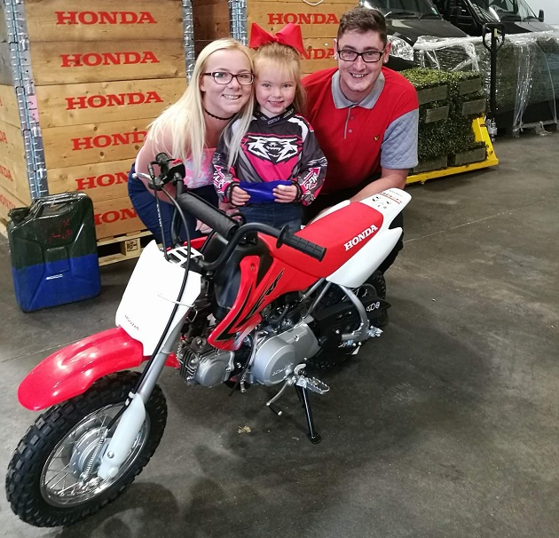 Ваша Honda CR50F: британцы купили юной кроссменше новый байк