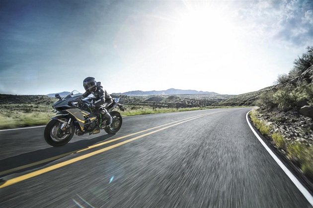 Сюрприза не будет: спорттурер Kawasaki H2 SX окажется «слабаком»?