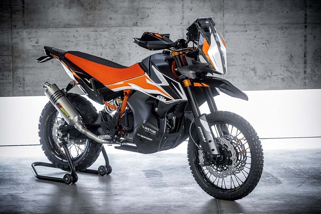 От ведущих садистов: KTM 790 Adventure R засветился в зрелищном видео