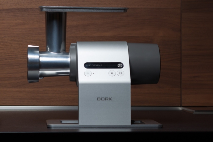 ПРЕМЬЕРА ОТ BORK ― МЯСОРУБКА M785!