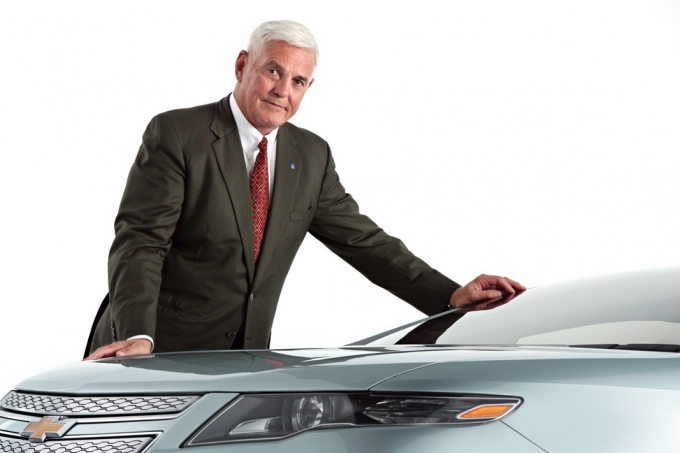 Боб Лутц: через 20-30 лет рынок убьют беспилотные машины